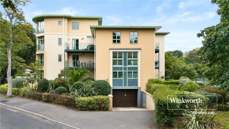 Shelley Park, Bournemouth, BH5