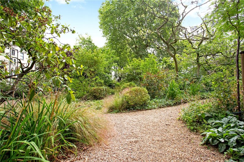 Arundel Gardens, London, W11