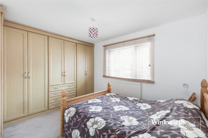 Woodside Lane, London, N12