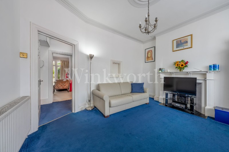 Portsdown Avenue, London, NW11