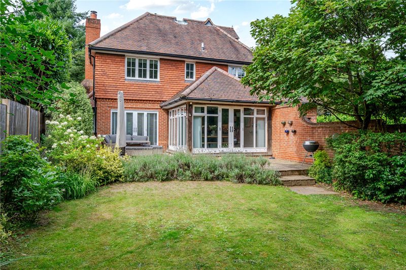Longdown Road, Lower Bourne, Farnham, Surrey, GU10