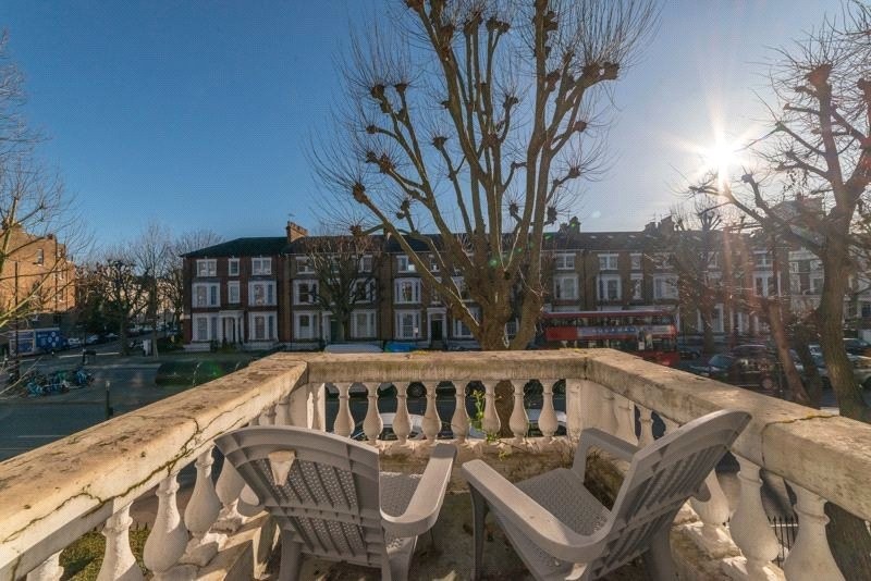Sutherland Avenue, London, W9