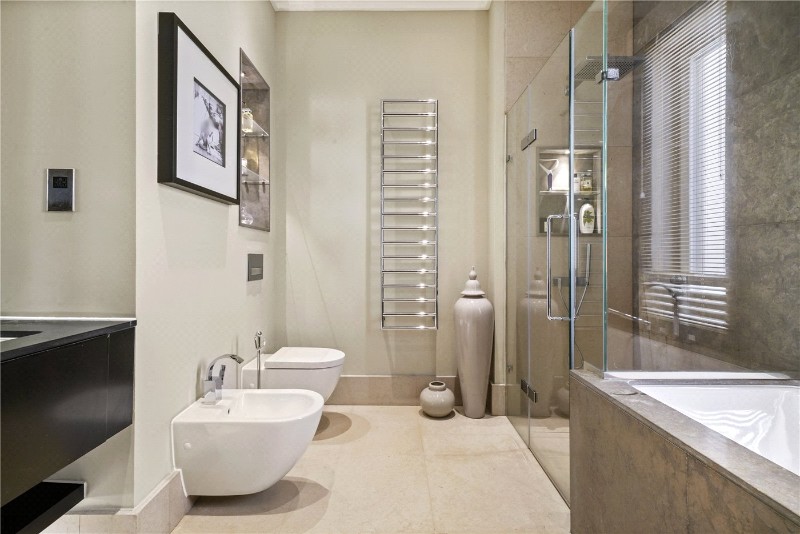 Atkinson Close, London, SW20