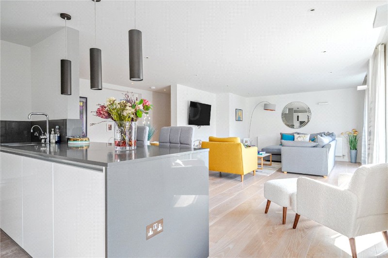 High Street, Marlborough, Wiltshire, SN8