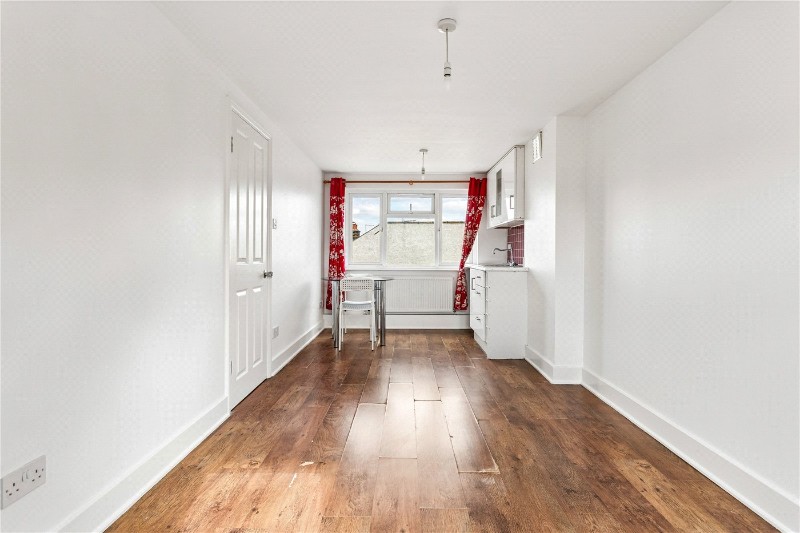 Topsham Road, London, SW17