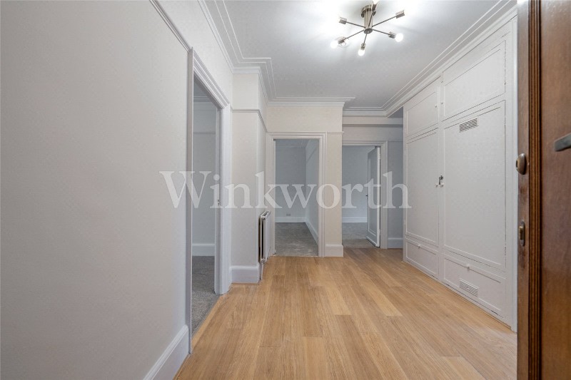 Holmdale Gardens, London, NW4