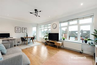 Warwick Road, New Barnet, EN5