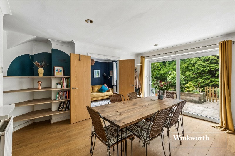 Etchingham Park Road, Finchley, London, N3