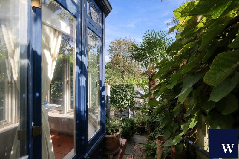 Southwood Lane, London, N6