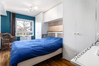 Bartholomew Close, London, SW18