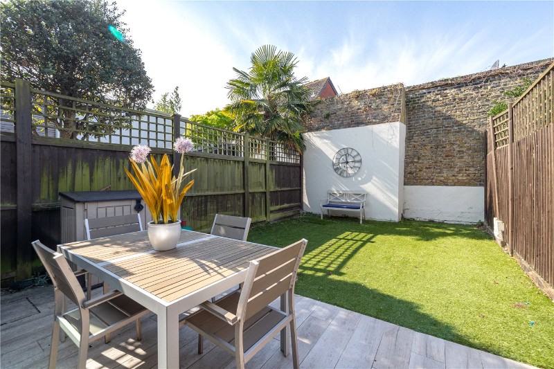 Tasso Road, London, W6