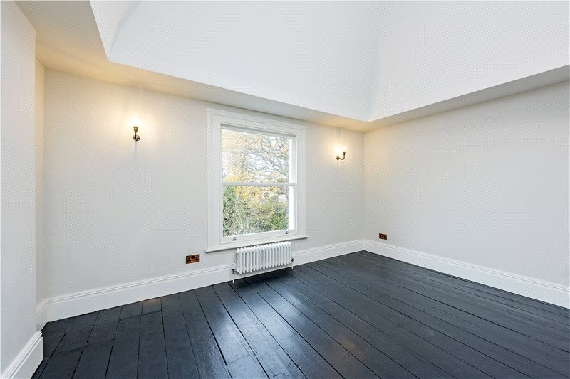 Castelnau, Barnes, London, SW13