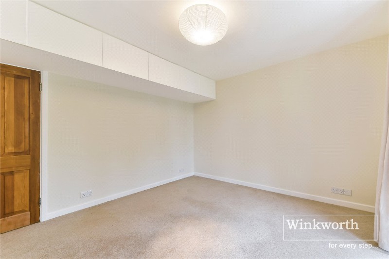 Thames Village, Hartington Road, London, W4