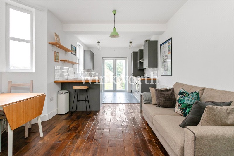 Whittington Road, London, N22