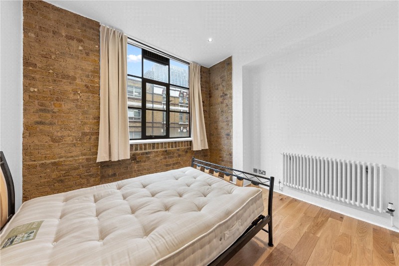 Thrawl Street, London, E1