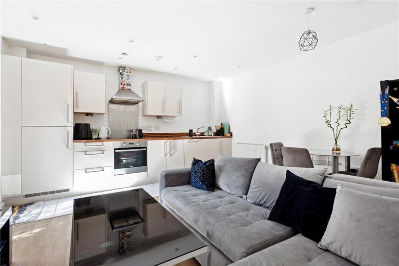 Garratt Lane, London, SW17