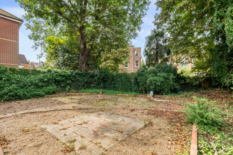 Bromley Road, Beckenham, BR3