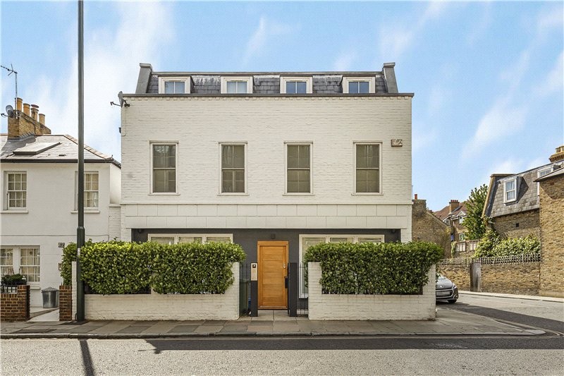 Station Road, Barnes, SW13