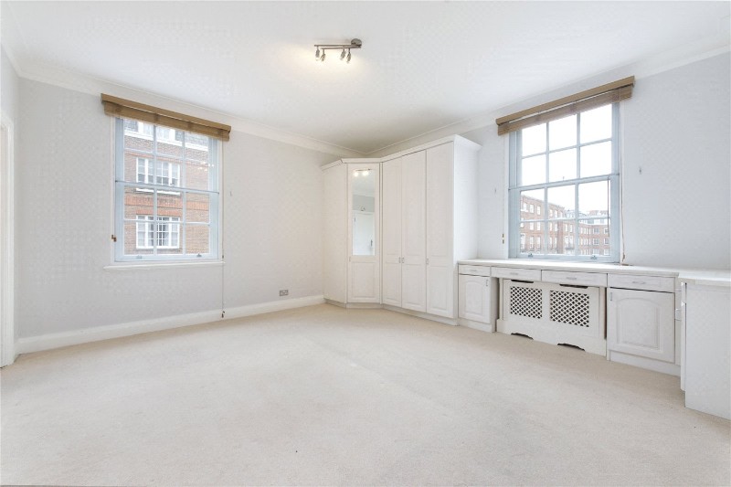 Eyre Court, Finchley Road, St John&#39;s Wood, London, NW8