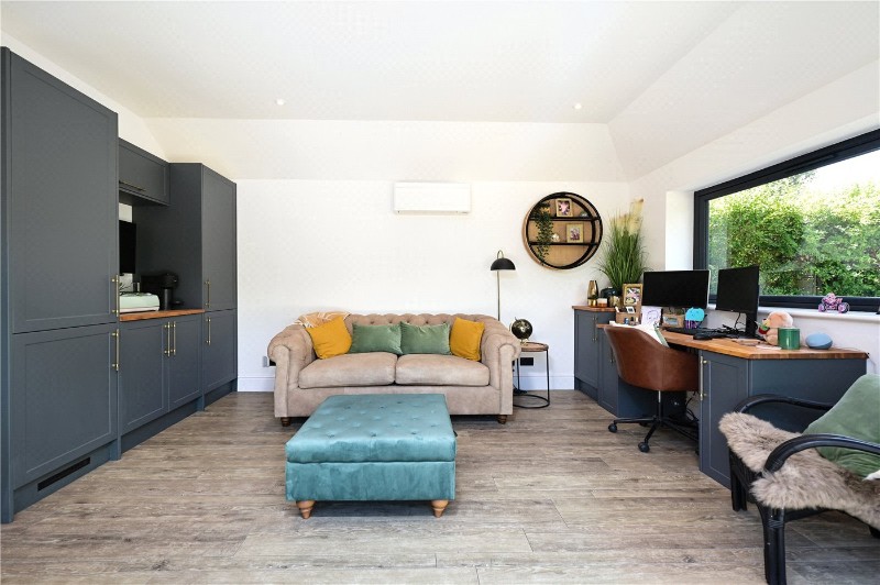 The Village, Finchampstead, Wokingham, Berkshire, RG40