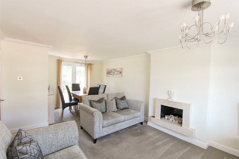 Cotswold Avenue, Rayleigh, Essex, SS6