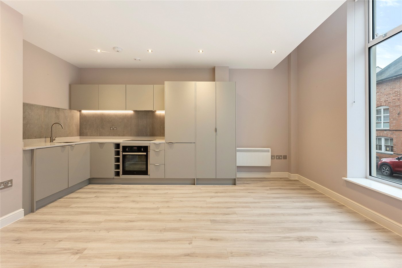 Kitchen With W Right