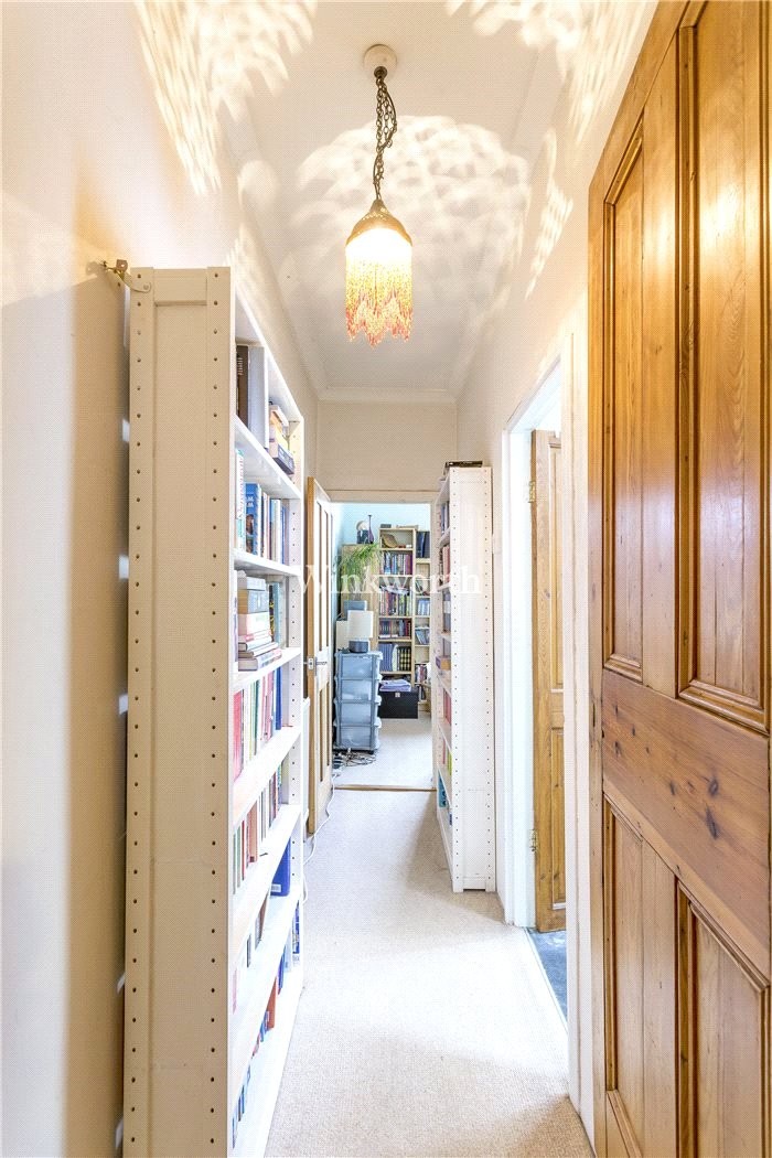 Sirdar Road, Turnpike Lane, N22