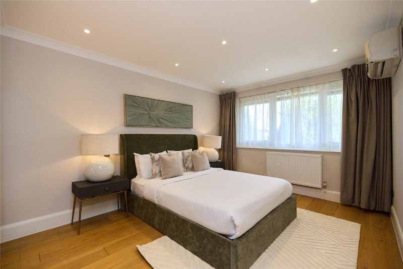 Queensmead, St John's Wood Park, St John's Wood, London, NW8