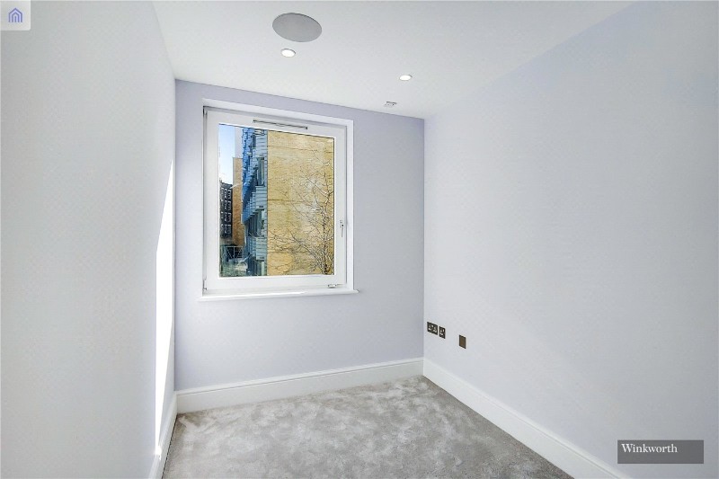 Adler Street, London, E1