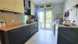 Wood End Gardens, Northolt, UB5