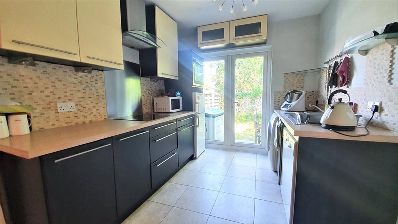 Wood End Gardens, Northolt, UB5