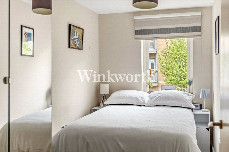 Princes Close, London, N4