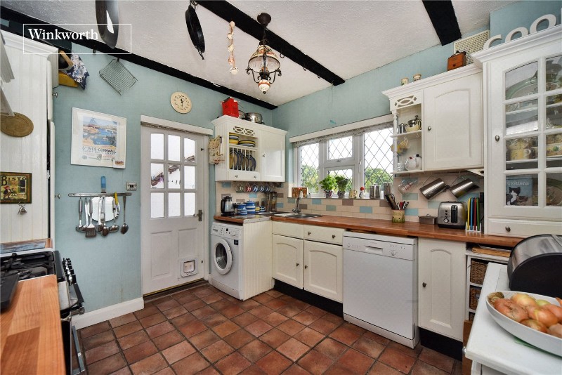 Tudor Avenue, Worcester Park, KT4