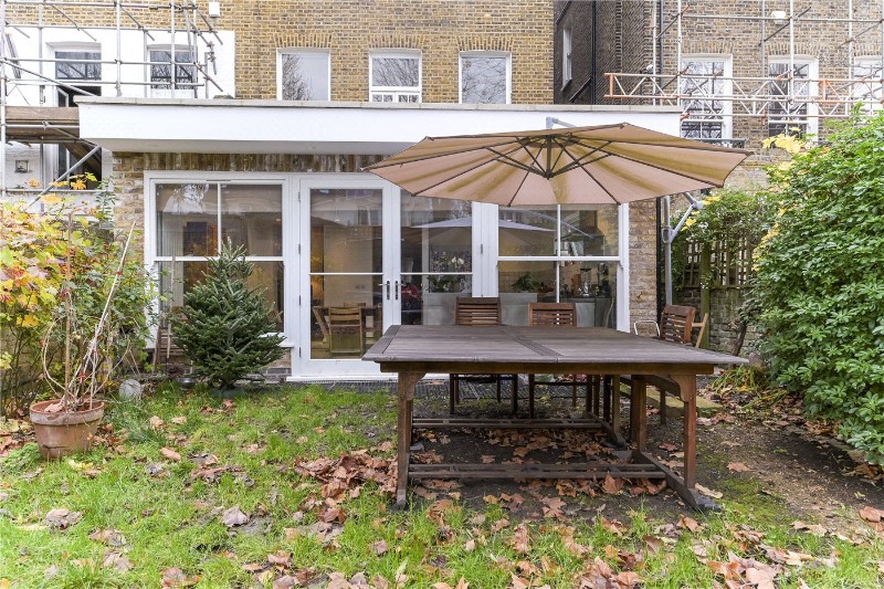 Randolph Avenue, London, W9