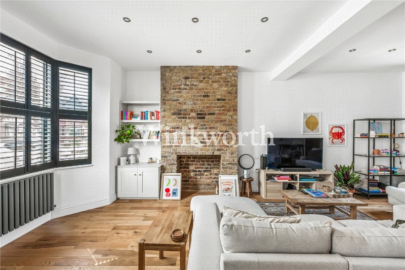 Asplins Road, Tottenham, N17