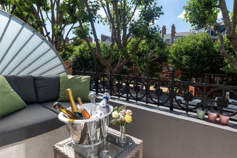 Elgin Avenue, London, W9