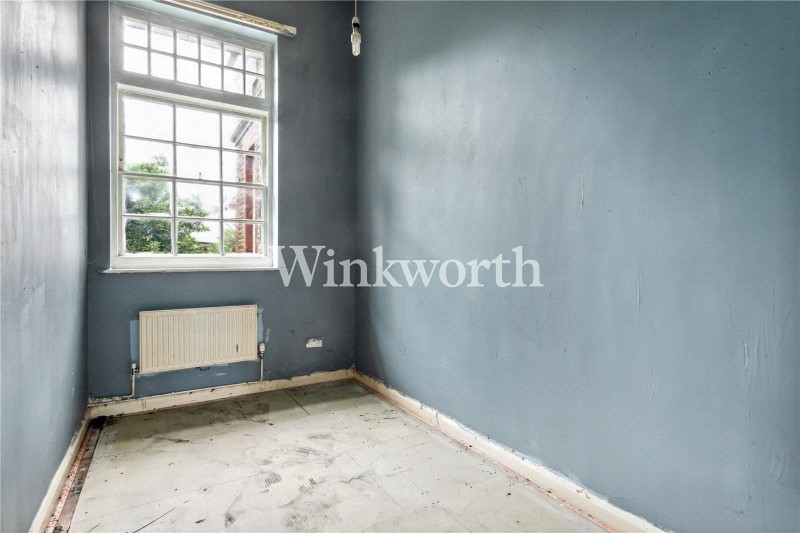 Pennington Drive, London, N21
