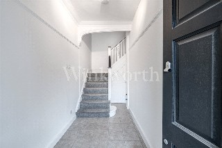 Ravenscroft Avenue, London, NW11