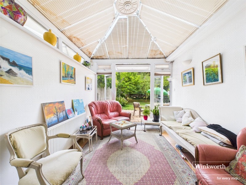 Rowsley Avenue, Hendon, NW4