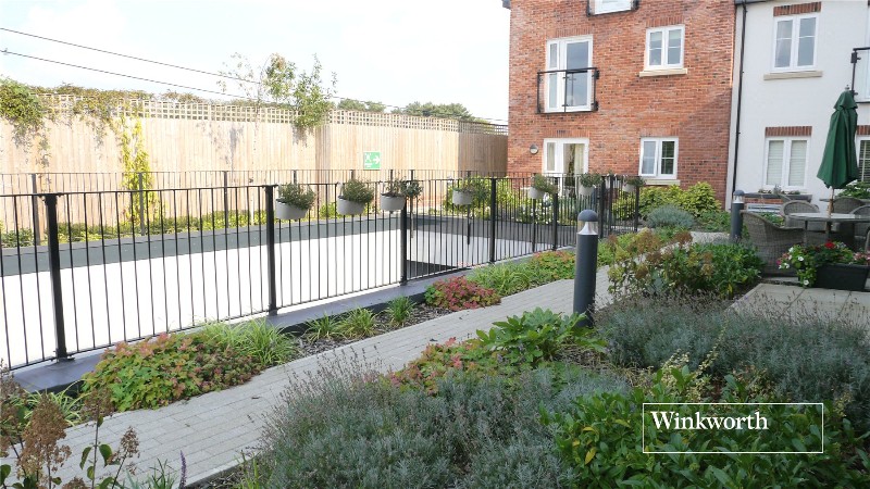 Westpole Avenue, Oakwood, EN4