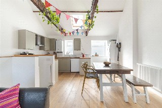 Parkwood Lane, Bournemouth, Dorset, BH5