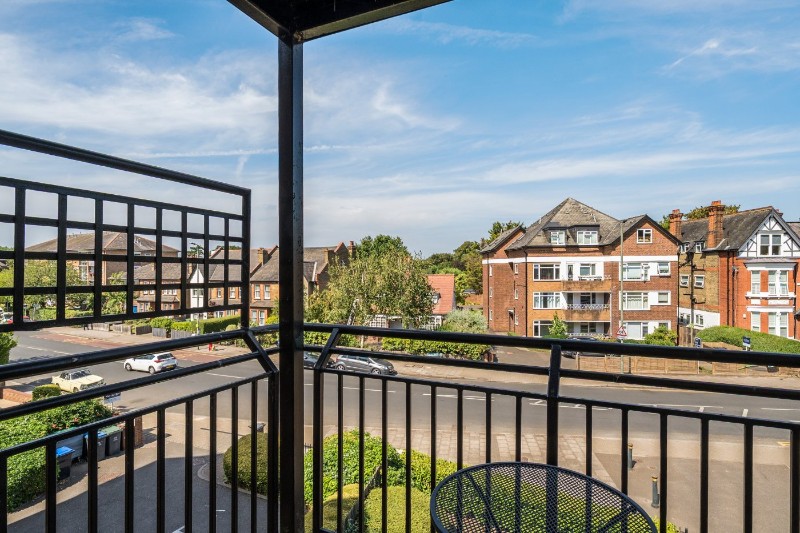 Bromley Road, Beckenham, BR3