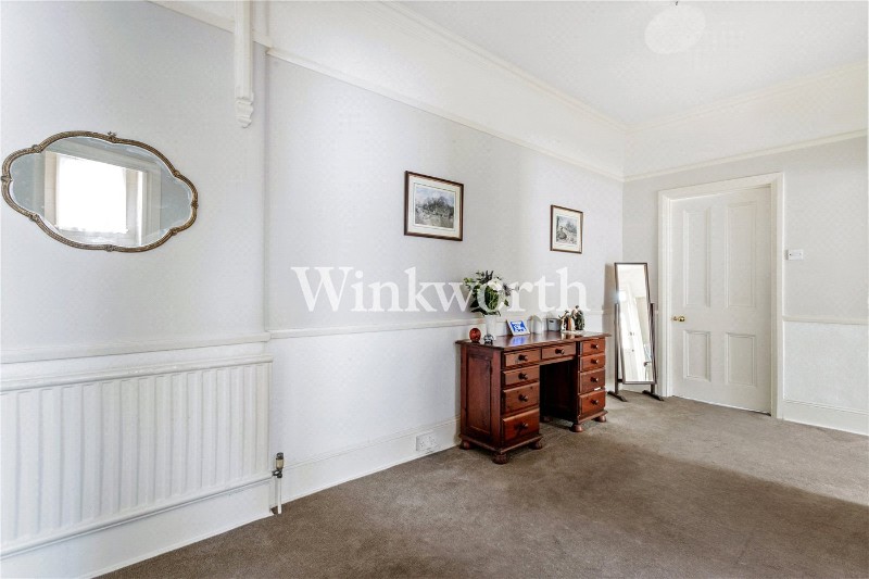 Fox Lane, London, N13