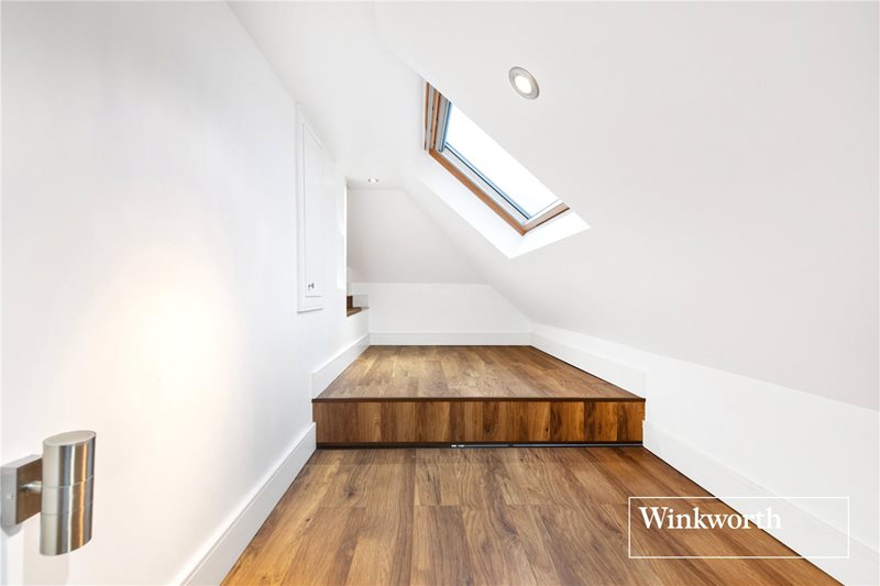 Abercorn Road, Mill Hill East, NW7
