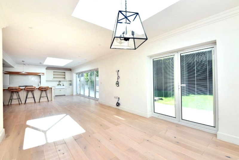 Fiddicroft Avenue, Banstead, Surrey, SM7
