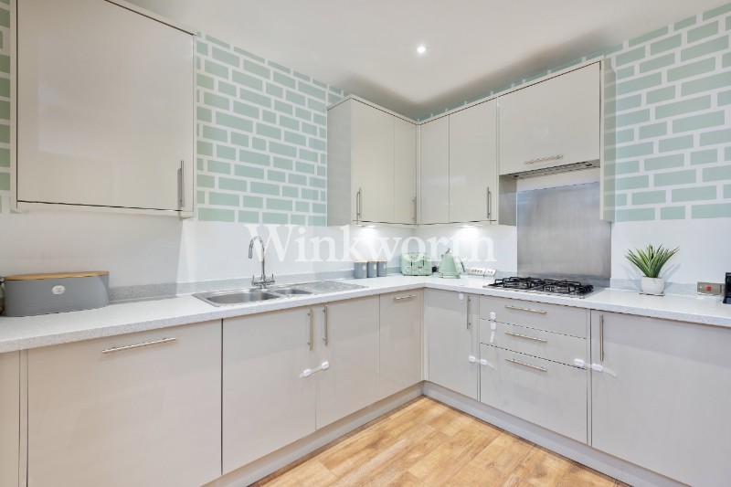 Lily Way, London, N13