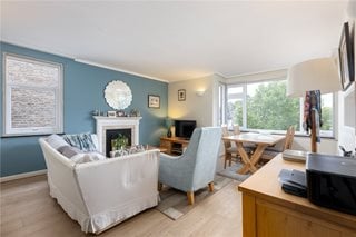 Bolton Road, London, W4