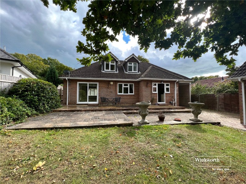Rothesay Drive, Highcliffe, Christchurch, BH23