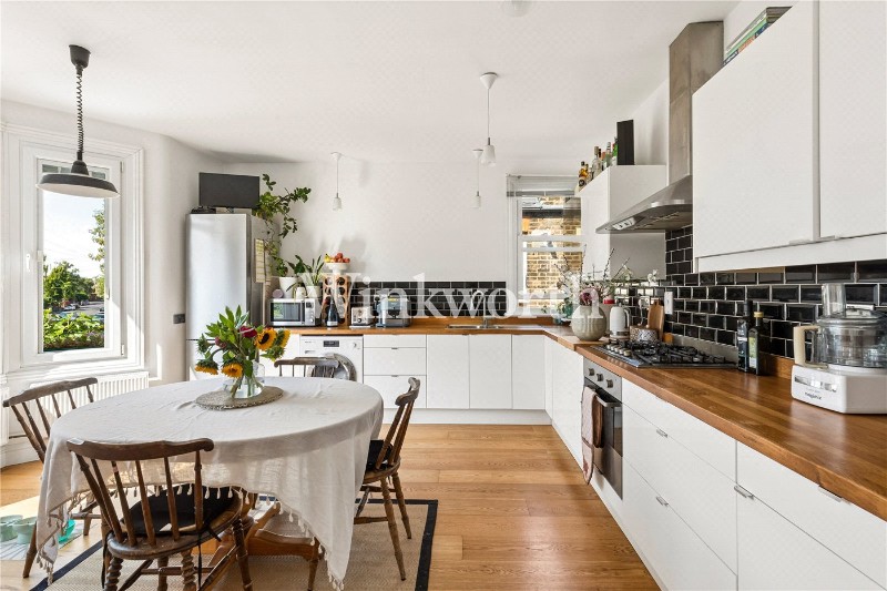 Westbury Avenue, London, N22