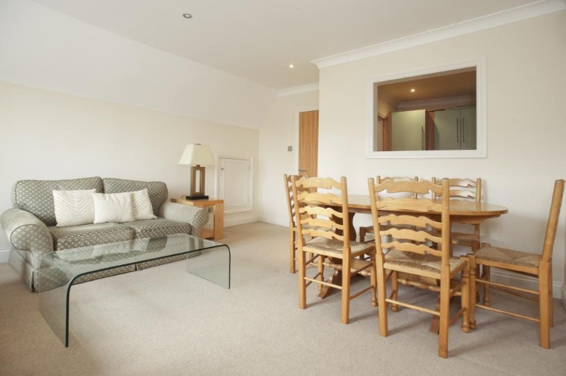 Beaulieu Road, Alum Chine, Dorset, BH4